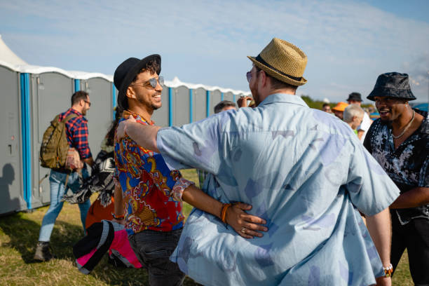 Best Portable bathroom rental  in Fortville, IN